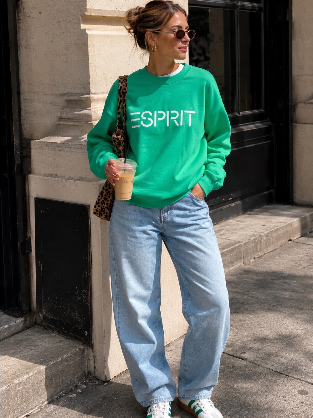 Esprit Green Logo Crewneck Sweatshirt NWT Size Medium Oversized Casual